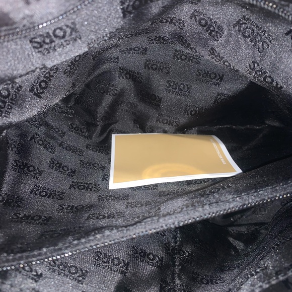 MICHAEL KORS PURSE - Picture 4 of 5